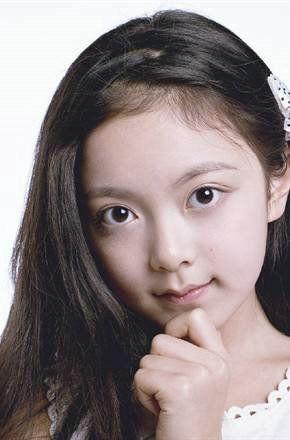 作家嘉倩个人资料,文学星空中的璀璨星辰